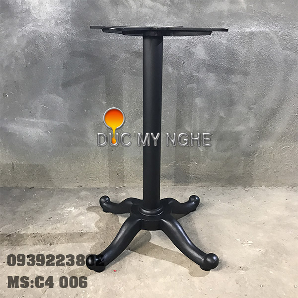 Bàn cafe 4 chân trơn gang đúc C4 006